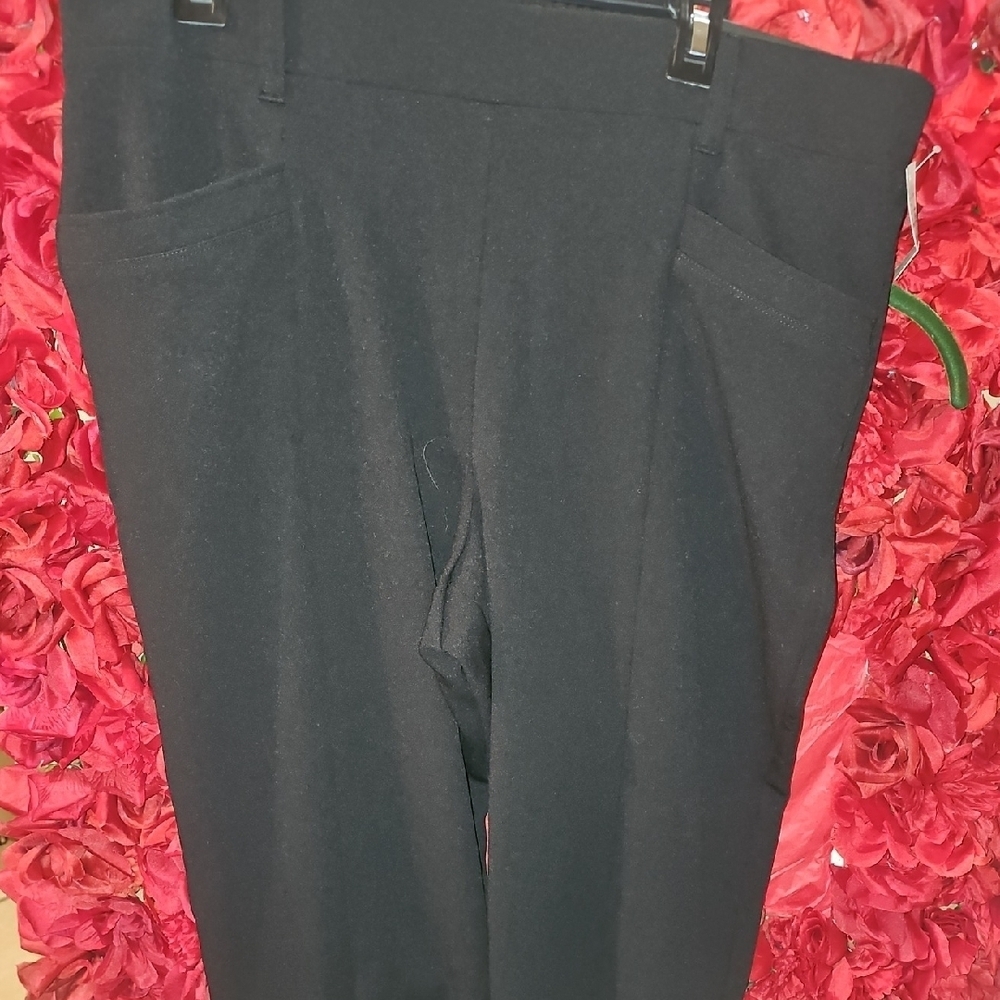 Maurices NWT Women's Black Skinny Ankle Midrise Pants Size Xlarge